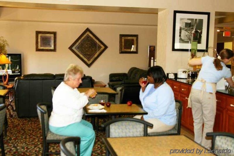 Hampton Inn Lindale/Tyler Restaurant photo